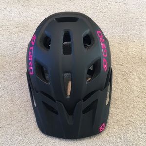 Giro Verce Mips Mountain Bike Helmet
